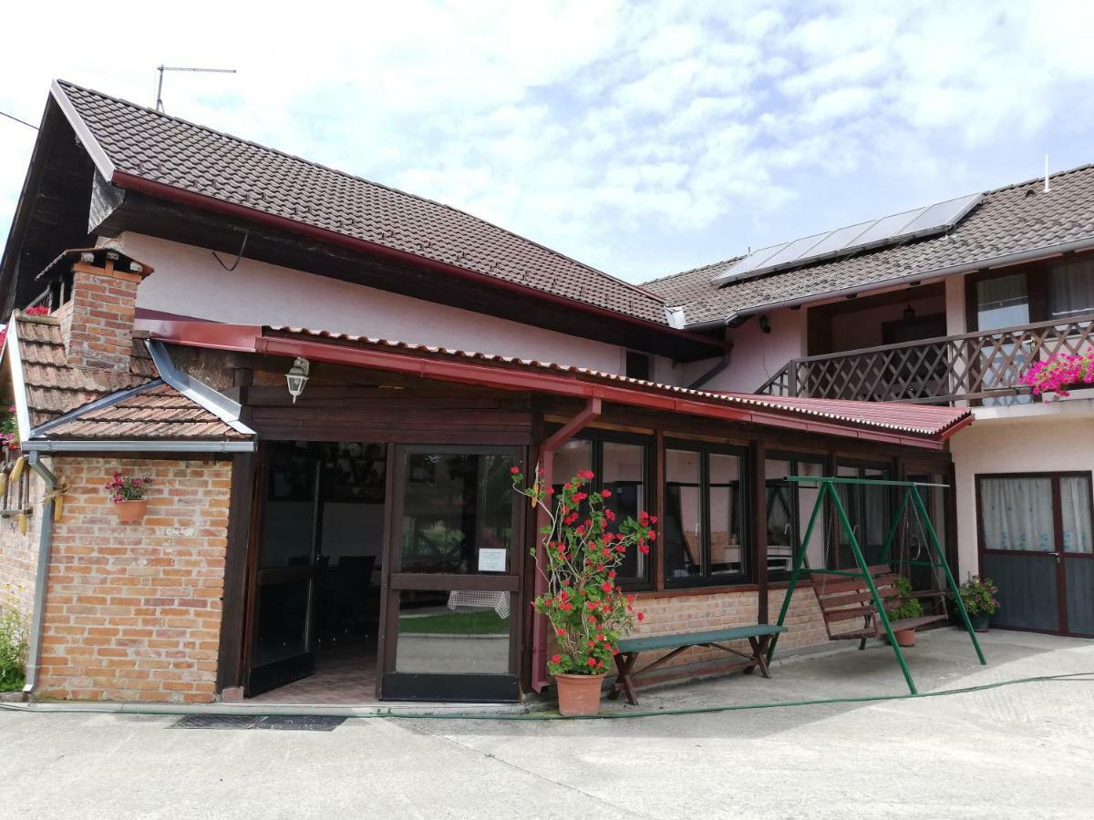 Hotel T.S.G. Simanovic Klinca Sela Exterior foto