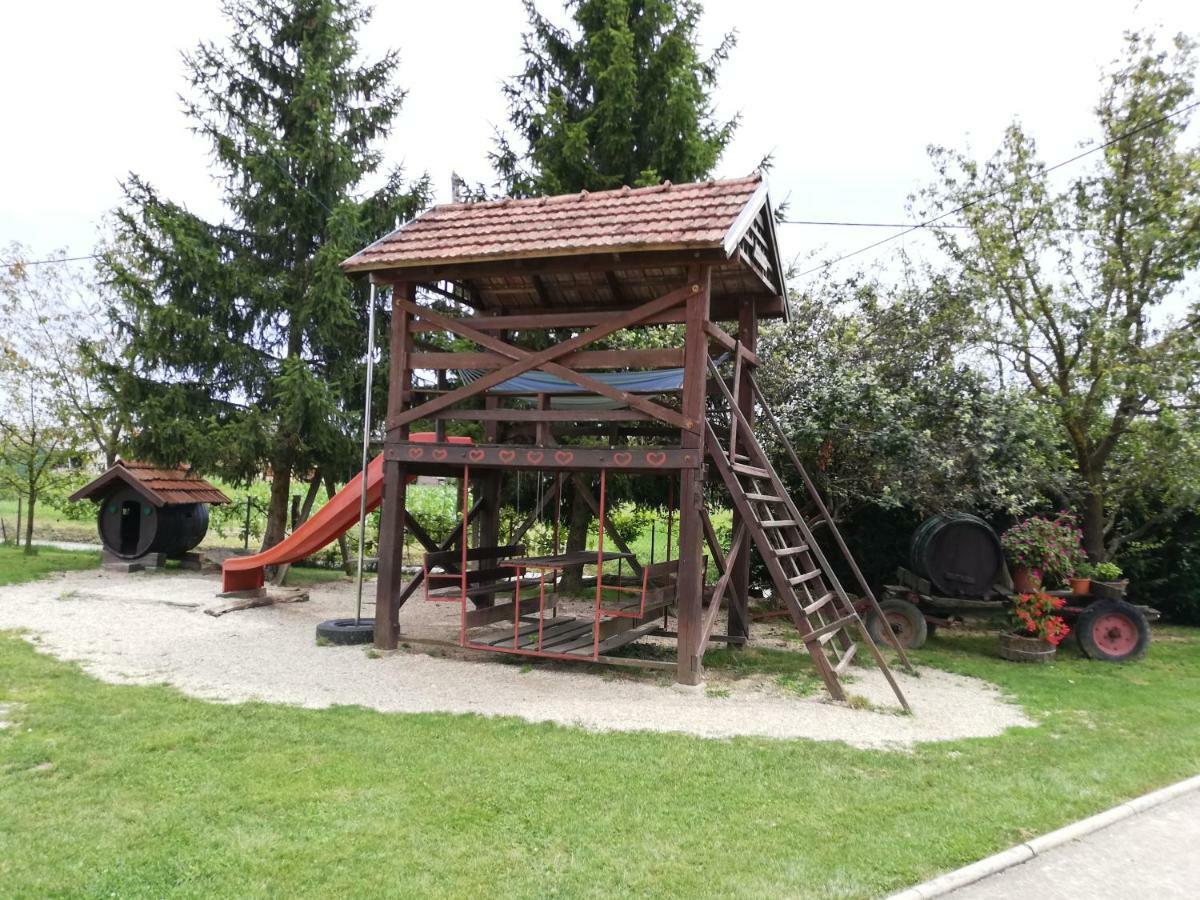 Hotel T.S.G. Simanovic Klinca Sela Exterior foto
